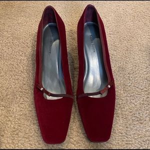 Karen Scott-Ruby Red Velvet Shoes-10M